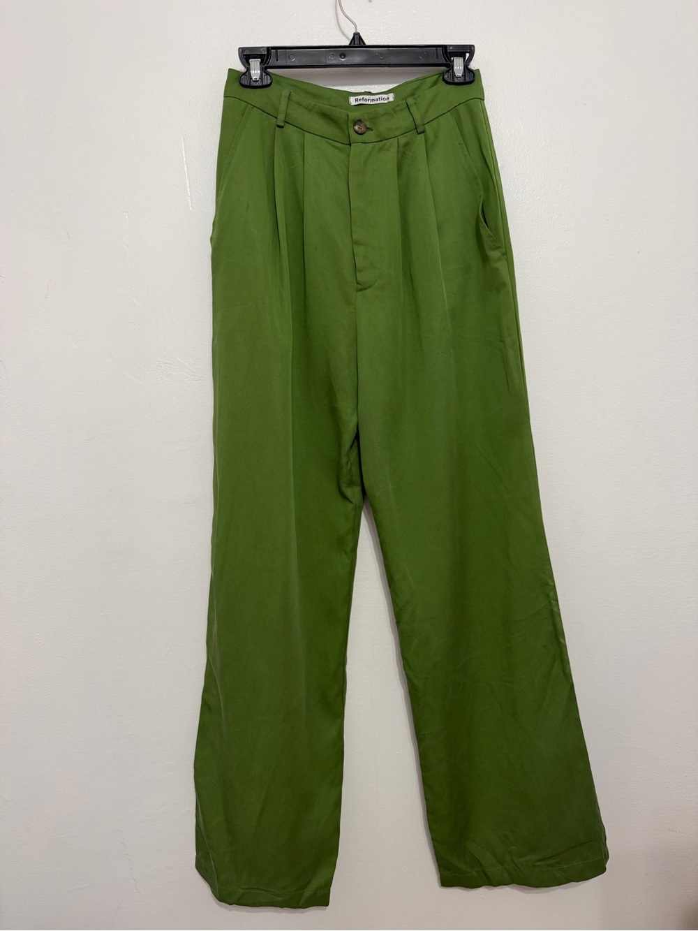 Reformation Mason Green
Wide-Leg Trousers - Picture 2 of 6